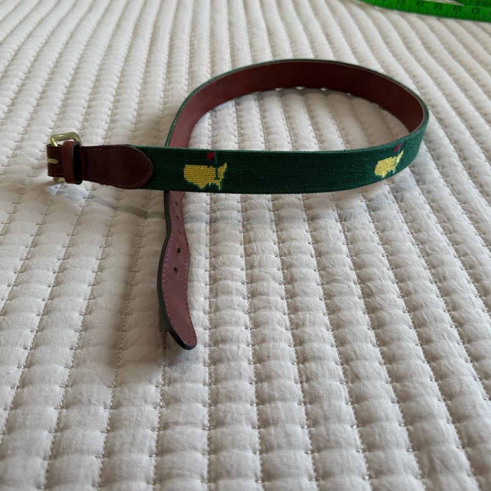 Smathers & Branson Masters Needlepoint belt. Size 34.